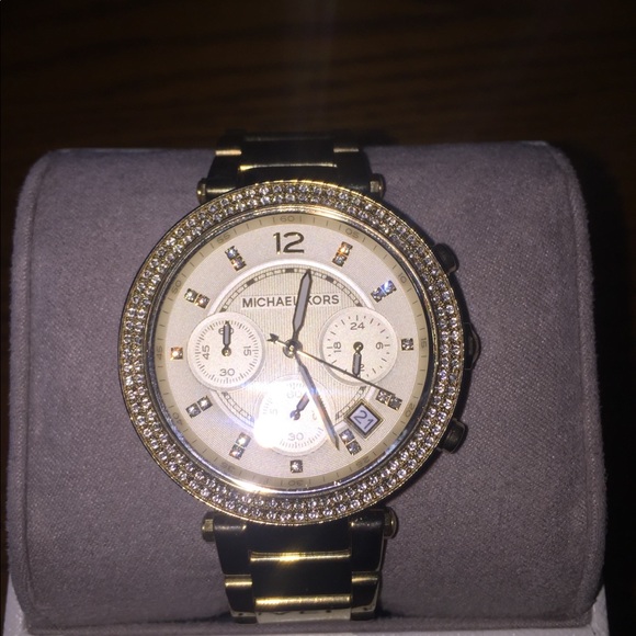 Michael Kors Gold Parker Chronograph  Watch - Picture 3 of 4